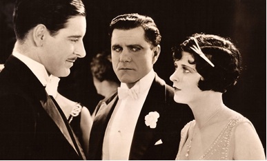 `映画ウィンダミア夫人の扇の1シーン